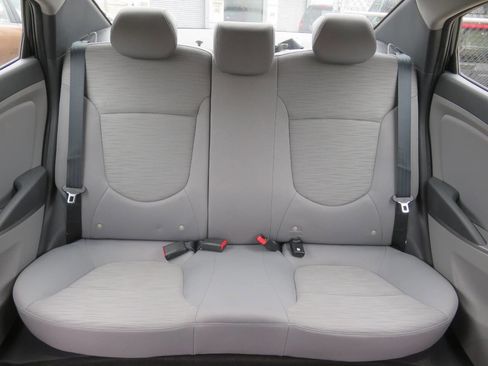 Used 2017 Hyundai Accent Value Edition image 19