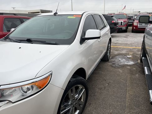 Used 2011 Ford Edge Limited w/ Driver Entry Pkg image 5
