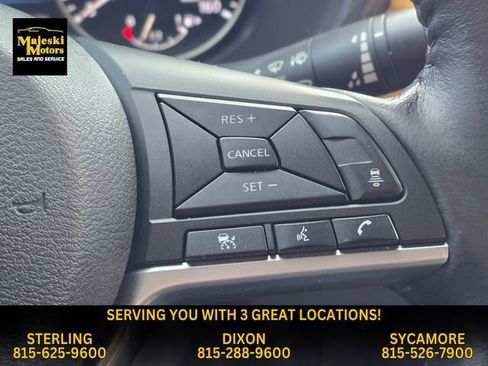 Used 2022 Nissan Sentra SV w/ SV Premium Package image 32