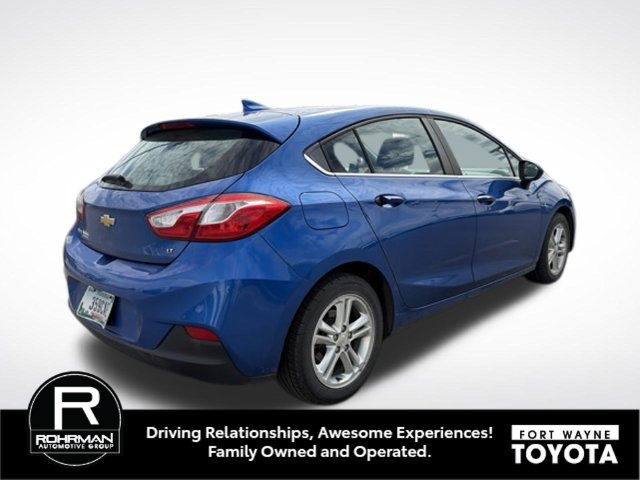 Used 2017 Chevrolet Cruze LT w/ Convenience Package FWD image 9