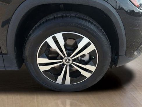 Used 2025 Mercedes-Benz GLA 250 image 18