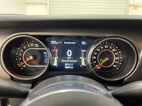 Used 2020 Jeep Gladiator Sport w/ Quick Order Package 24S AWD/4WD image 16