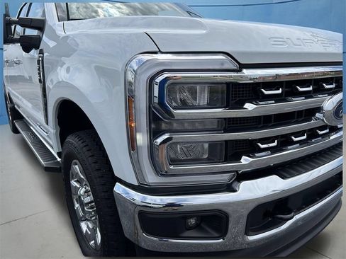 Used 2026 Ford F250 Lariat w/ Chrome Package AWD/4WD image 2