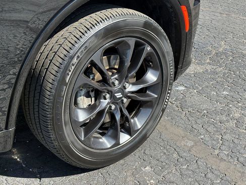 Used 2025 Dodge Durango GT AWD/4WD image 9