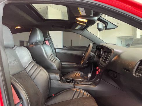 Used 2022 Dodge Charger SRT Hellcat w/ Harman/Kardon Audio Group image 29