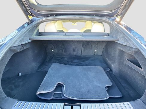 Used 2022 Tesla Model S image 28