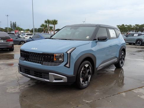New 2027 Kia Seltos S FWD image 4