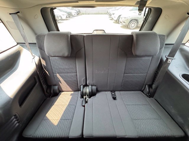 Used 2019 Chevrolet Tahoe LS AWD/4WD image 16