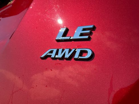 Used 2017 Toyota RAV4 LE w/ All Weather Liner Package image 18