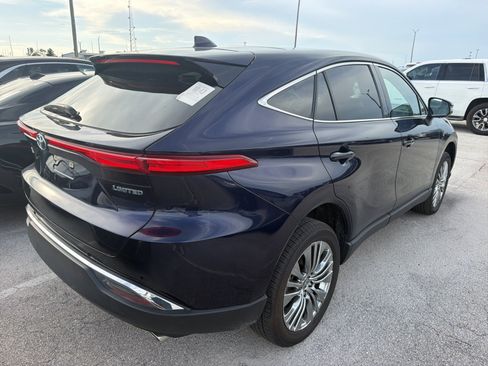 Used 2024 Toyota Venza Limited AWD/4WD image 3