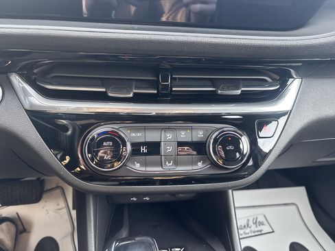 Used 2024 Buick Envista Sport Touring w/ Convenience I Package image 24