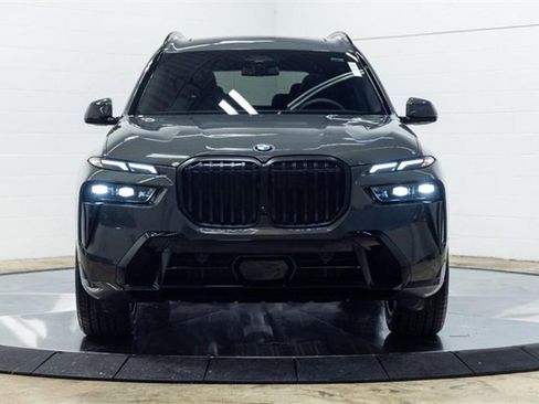 New 2026 BMW X7 xDrive40i image 7