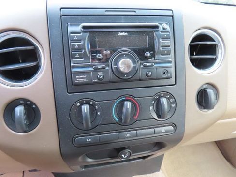 Used 2007 Ford F150 XLT AWD/4WD image 21