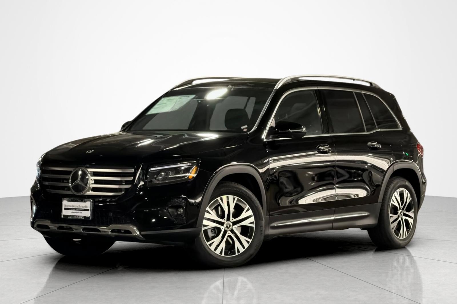 New 2026 Mercedes-Benz GLB 250 image 1