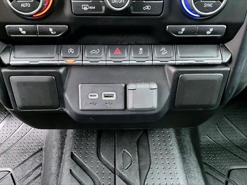 Used 2019 Chevrolet Silverado 1500 LT Trail Boss w/ Convenience Package image 15