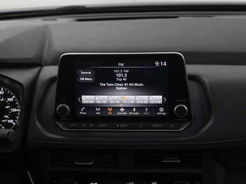 Used 2024 Nissan Rogue SV w/ SV Premium Package AWD/4WD image 15
