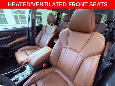 Used 2026 Subaru Ascent Touring w/ Popular Package #2 AWD/4WD image 14