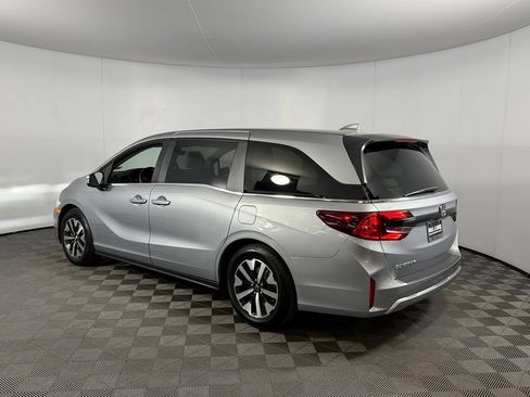 Used 2025 Honda Odyssey EX-L image 8