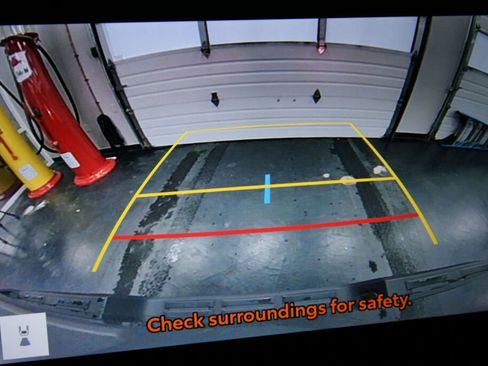 Used 2024 Toyota Tacoma TRD Off-Road image 17