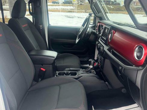 Used 2020 Jeep Gladiator Rubicon image 6