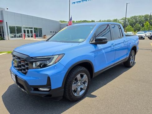 Used 2024 Honda Ridgeline TrailSport image 3