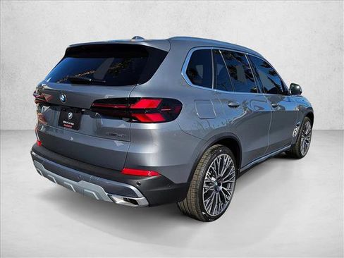 New 2026 BMW X5 sDrive40i RWD image 2