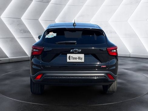 Certified 2024 Chevrolet Trax RS w/ Driver Confidence Package FWD image 4