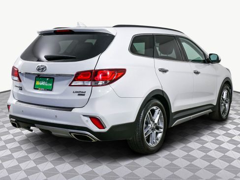 Used 2019 Hyundai Santa Fe XL image 8