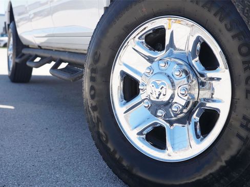 Used 2015 RAM 3500 Tradesman w/ Chrome Appearance Group AWD/4WD image 2