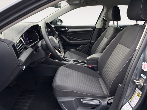 Used 2025 Volkswagen Jetta S image 16