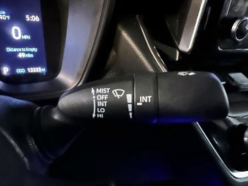 Certified 2021 Toyota Corolla LE image 28