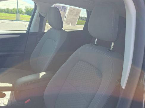 Used 2022 Ford Escape SE w/ Cold Weather Package image 21