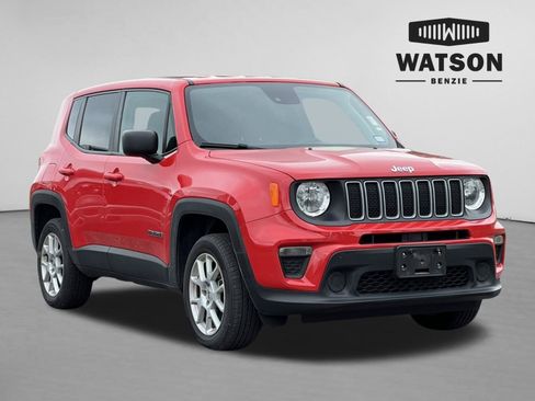 Used 2023 Jeep Renegade Latitude AWD/4WD image 1