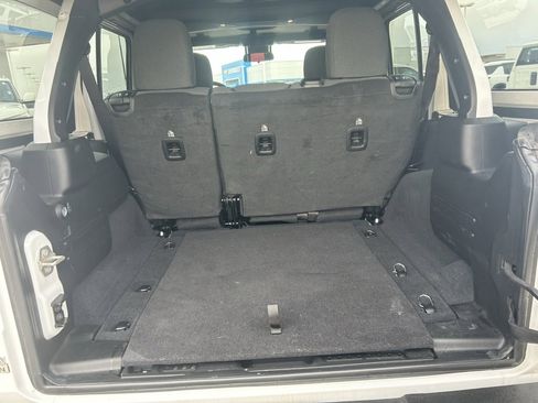 Used 2024 Jeep Wrangler Sahara w/ Dual Top Group image 9