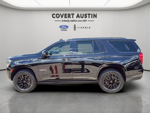 Used 2024 GMC Yukon AT4 w/ AT4 Premium Plus Package AWD/4WD image 2