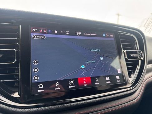 Used 2024 Dodge Durango GT image 3