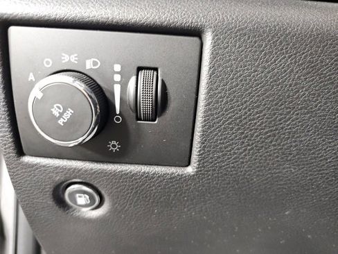 Certified 2021 Jeep Grand Cherokee Limited w/ Luxury Group II image 19