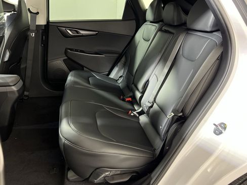 New 2025 Kia EV6 Wind image 23