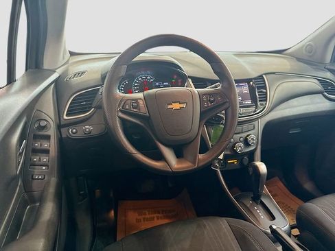 Used 2020 Chevrolet Trax LT AWD/4WD image 20