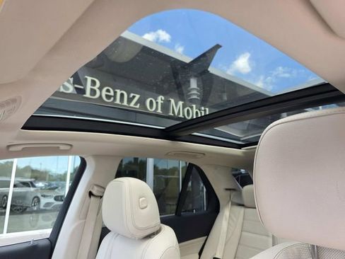 Certified 2022 Mercedes-Benz GLE 350 4MATIC w/ Warmth & Comfort Package image 13