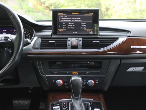 Used 2018 Audi A6 3.0T Premium Plus w/ Premium Plus Package AWD/4WD image 21