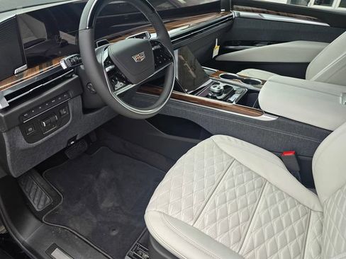 New 2026 Cadillac Escalade Platinum Sport AWD/4WD image 22