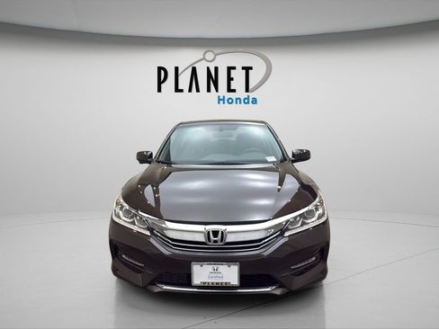 Used 2016 Honda Accord EX-L image 11