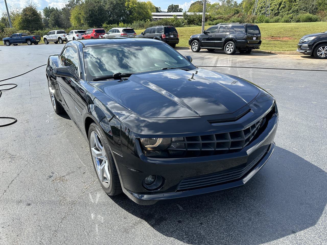 Used 2010 Chevrolet Camaro SS w/ White Stripe Package RWD image 6