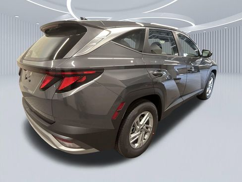 New 2026 Hyundai Tucson SE FWD image 3