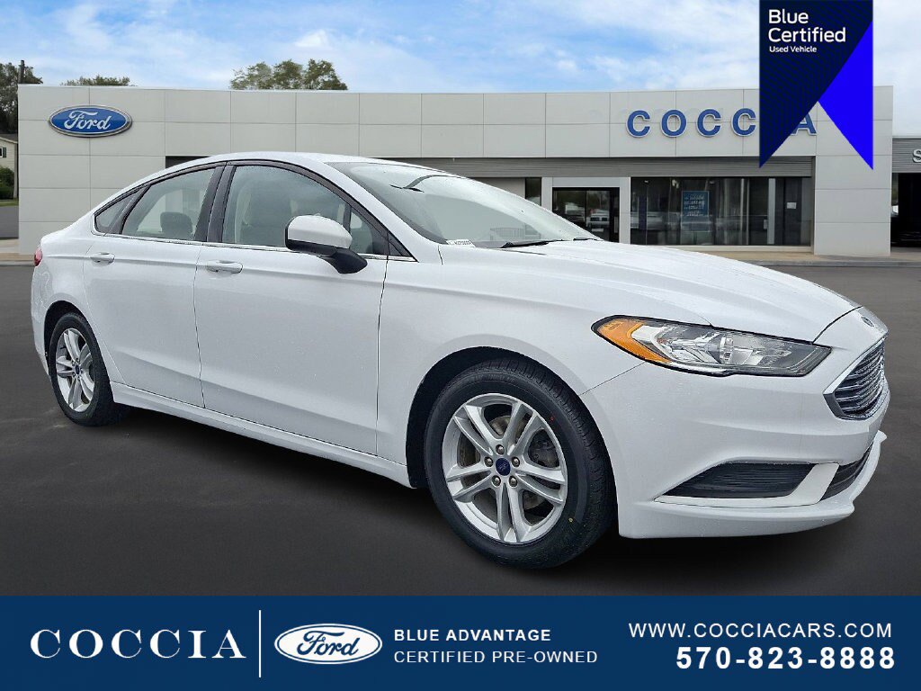 Certified 2018 Ford Fusion SE w/ Fusion SE Technology Package FWD image 3