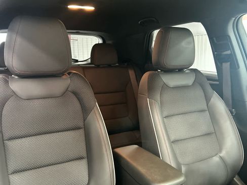 Used 2023 Chevrolet TrailBlazer RS w/ Convenience Package image 14