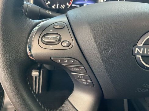 Used 2024 Nissan Murano SV w/ SV Midnight Edition Package FWD image 10