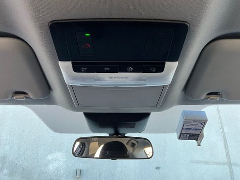 Used 2025 Nissan Sentra SV image 14