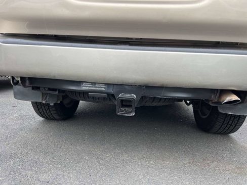 Used 2004 Toyota Land Cruiser image 18